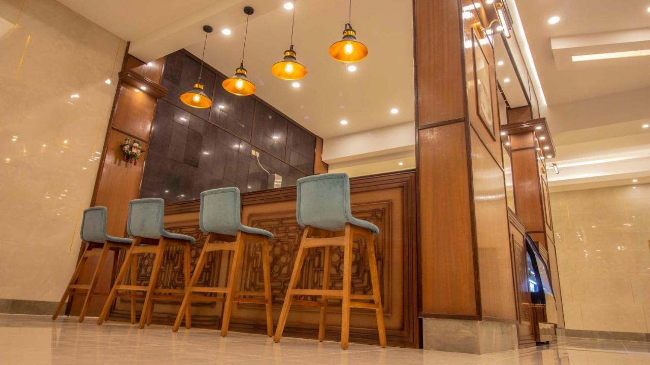 Nukhbat Al Makan Apartment Hotel ฏออิฟ ภายนอก รูปภาพ