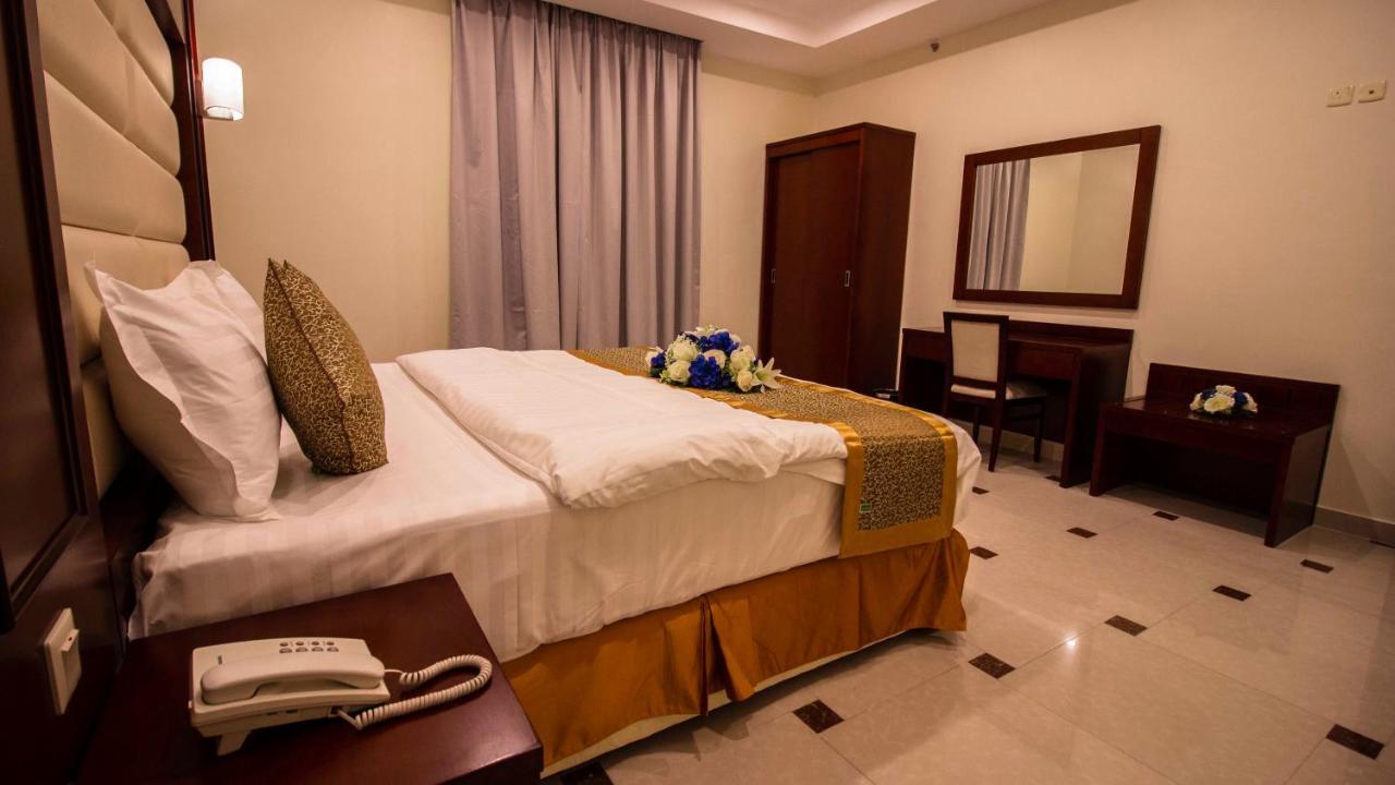 Nukhbat Al Makan Apartment Hotel ฏออิฟ ภายนอก รูปภาพ